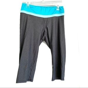 Champion Mid-Rise Crop Athletic Leggings Gray Solid, Blue Waistband size Large